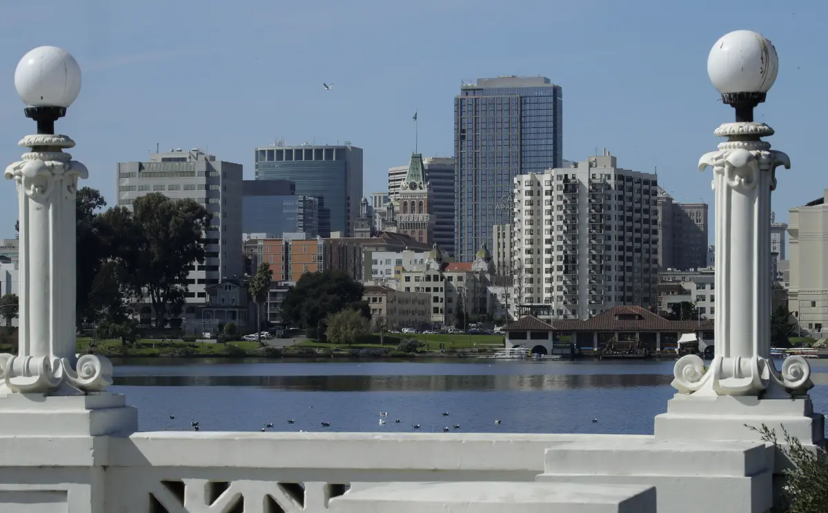 Los Angeles Times — Crime in Oakland Dropped. Here’s How Officials Plan to Keep It Down
